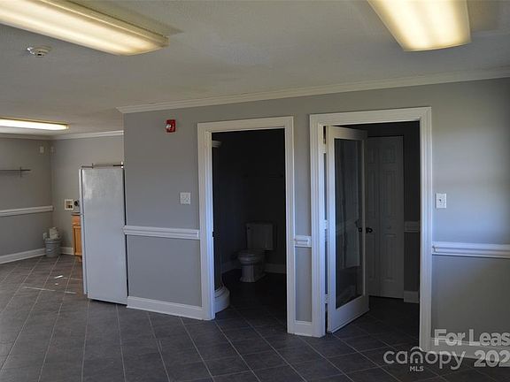 2nd image of 2166 Old Mountain Rd #2-D
