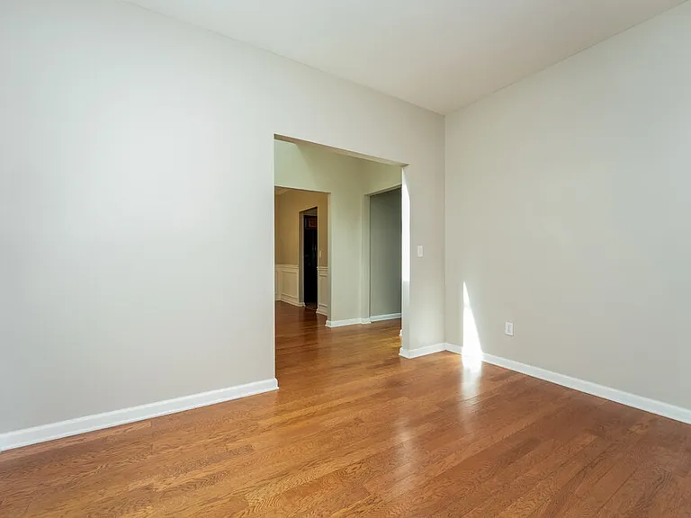 2701 Sedgeview Ln — Photo 9