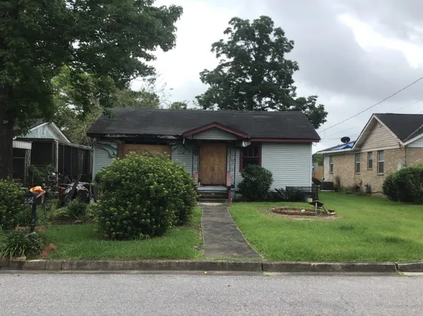 556 Oak Drive Ct, Mobile, AL 36617