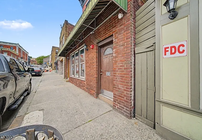 309 Main St #3 — Photo 15