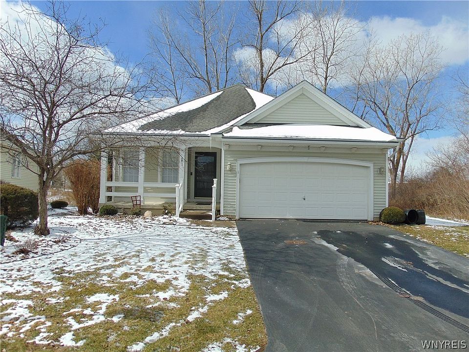 1st image of 1 Glenfield Dr