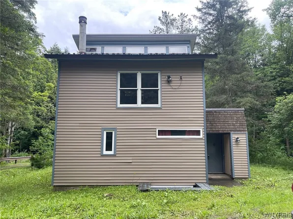 6 Holimont Ave, Ellicottville, NY 14731