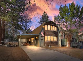 764 Cedar Ln, Sugarloaf, CA 92386