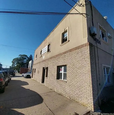 2 bed, 1.0 bath, 750 sqft, $3,000 — Photo 2