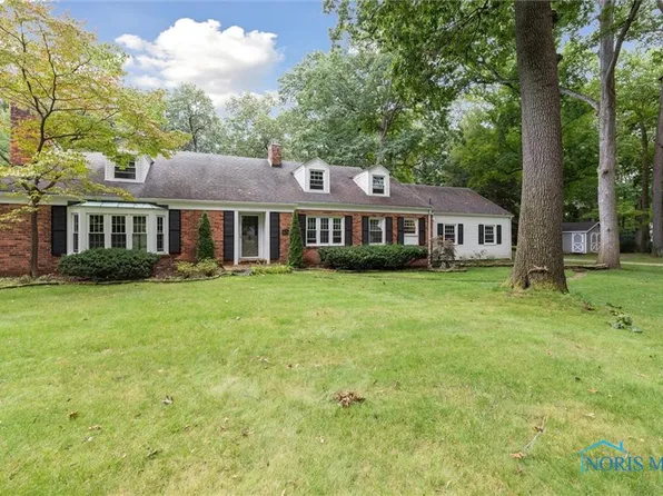 4134 Forestlawn Rd, Toledo, OH 43623