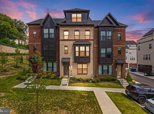7353 Mountaineer Dr, Alexandria, VA 22306