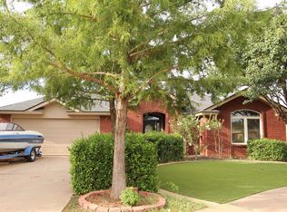 3311 104th St, Lubbock, TX 79423