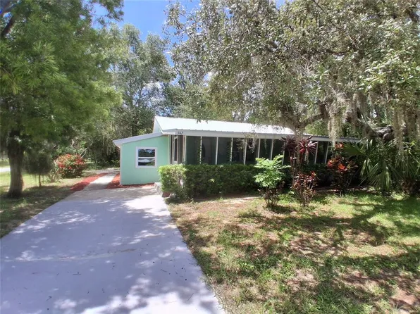 342 Hibiscus Dr, Lake Wales, FL 33898