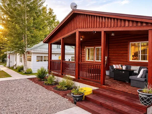 547 W Washington St, Pinedale, WY 82941