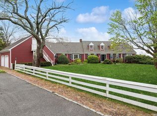 39 Saltmeadow Ln, Bayport, NY
