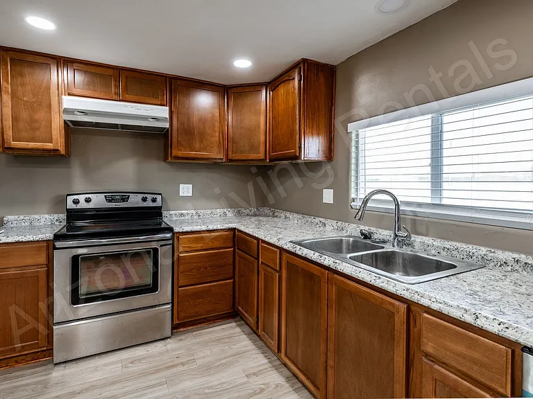 3939 N Aztec Rd — Photo 8