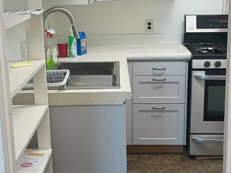 167 Green St #2 — Photo 3
