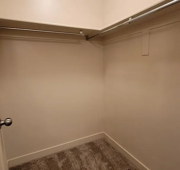 358 N 680 E — Photo 15