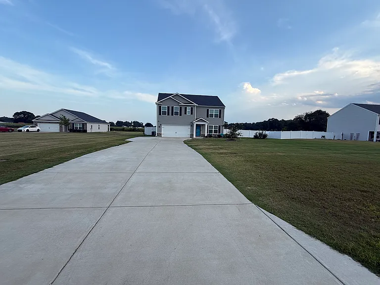4083 Debbie Dr — Photo 5