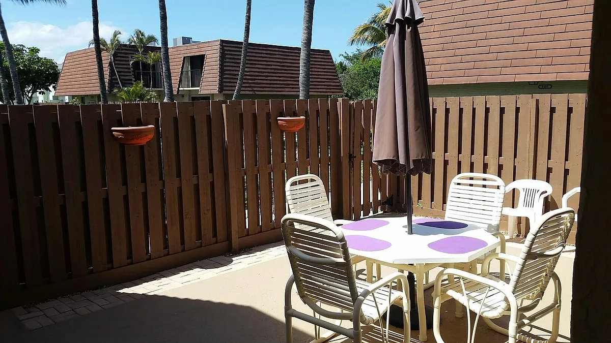 Building Photo - 9403 S Ocean Dr #3D