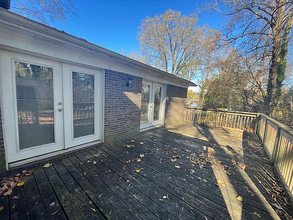 2nd image of 6019 Olinda St