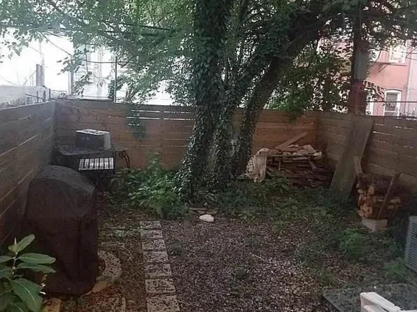 244 Schaefer Street image 3 of 9