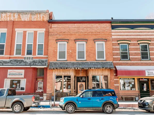 218 Main St, Mc Gregor, IA 52157