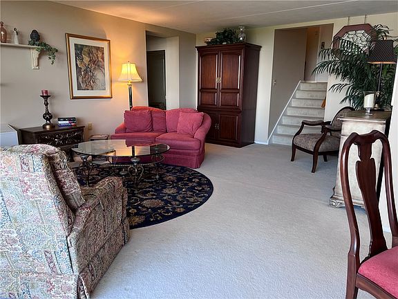 4th image of 1150 Bower Hill Rd APT 1116B