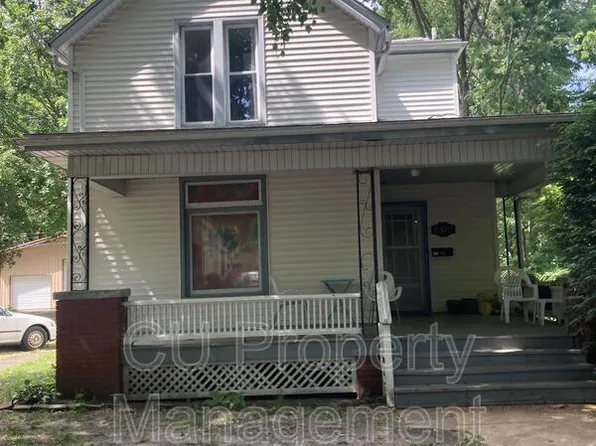 802 W Hill St #2, Champaign, IL 61820