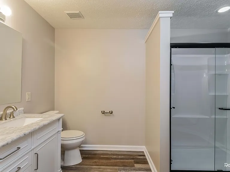 9938 Fountain Cove Ln — Photo 10