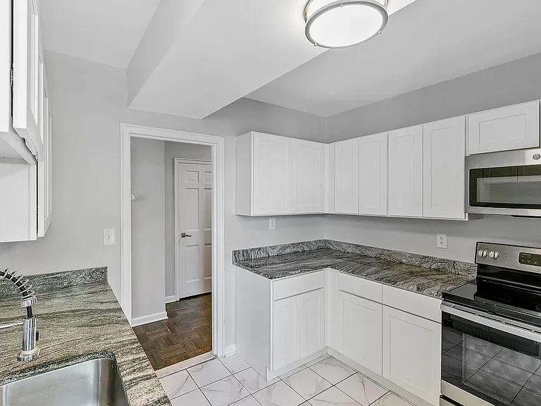 Spacious Kitchen