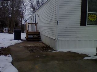 601 Gaslight Ln, Lincoln, NE 68521