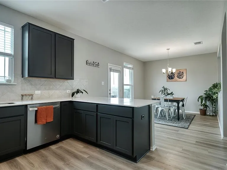 209 Asher Blue Dr — Photo 7