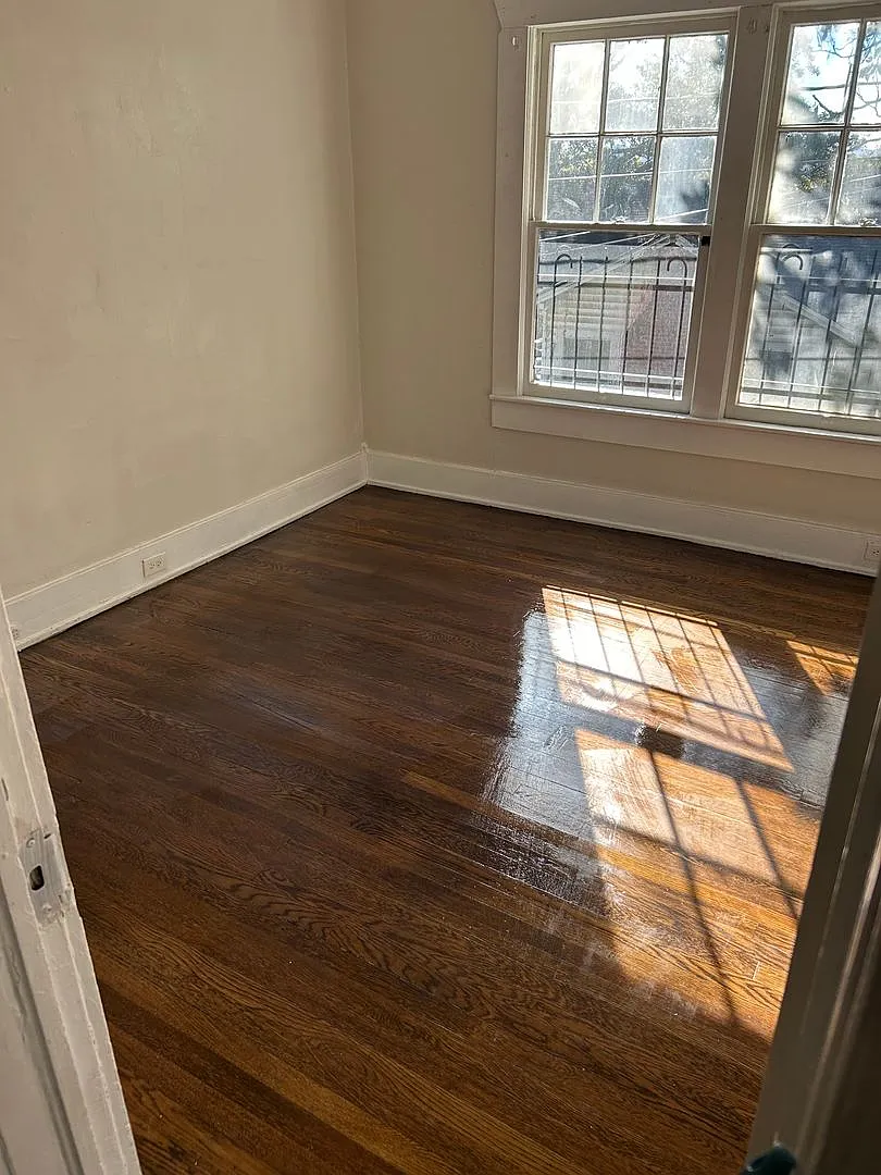 Newly Renovated 4 Bedroom Home / College Hills Community — Photo 3