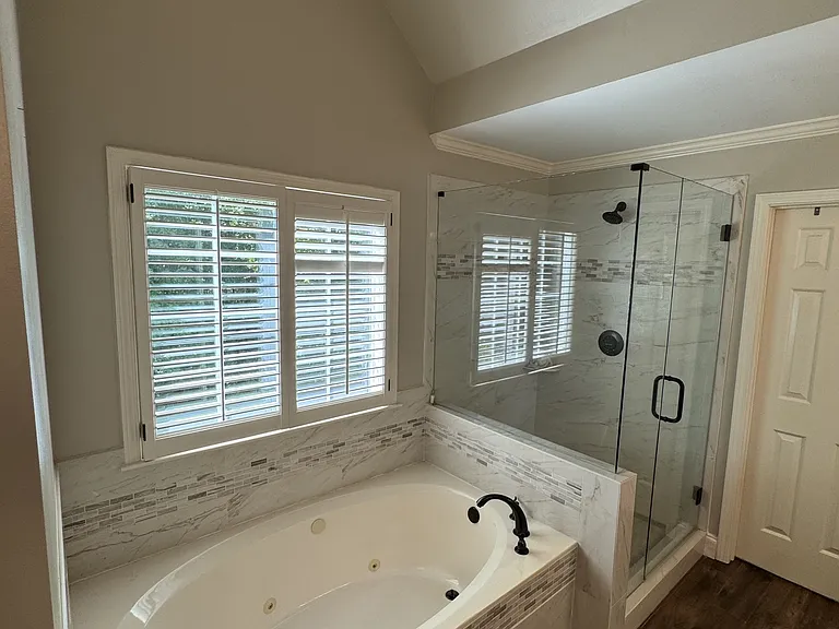 365 Fairleaf Ct — Photo 16