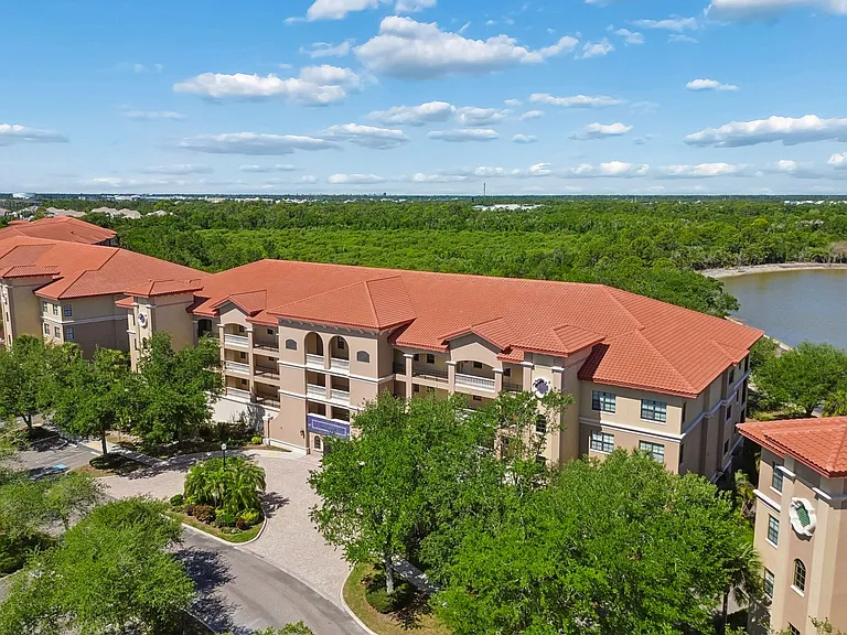 7702 Lake Vista Ct #202 — Photo 77