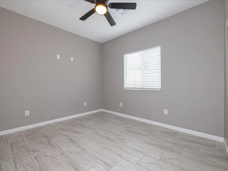 512 N Cherokee Ave #2 — Photo 11
