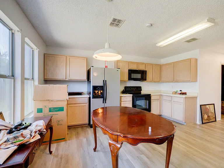 4260 Meadowknoll Dr — Photo 18
