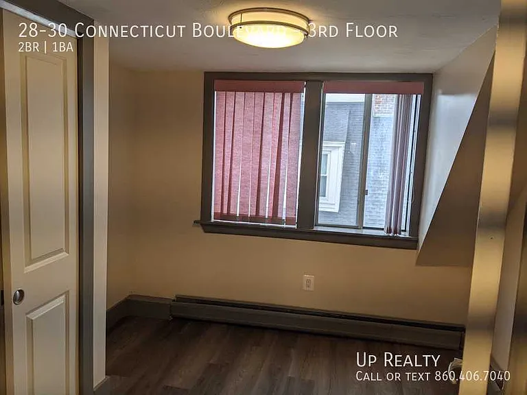 28-30 Connecticut Blvd #3 — Photo 11