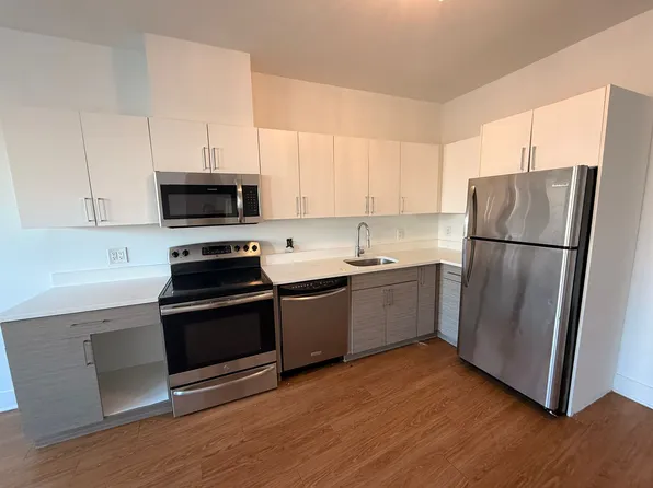 421 Bergen Ave #312E, Jersey City, NJ 07304