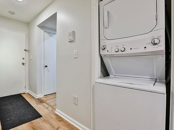 3rd image of 7 Blackstone Drive #36