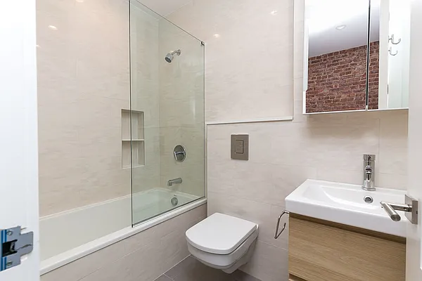 Rented by Nooklyn NYC LLC | media 14