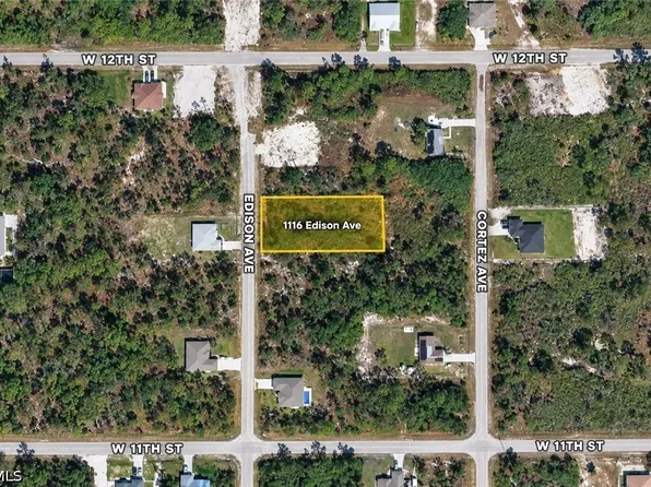 1116 Edison Ave, Lehigh Acres, FL 33972