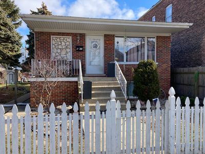 5017 S Fairfield Ave, Chicago, IL, 60632
