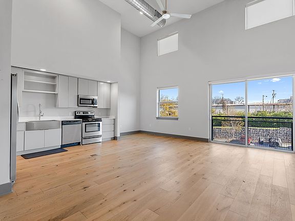 5th image of 1260 Martin St APT 407