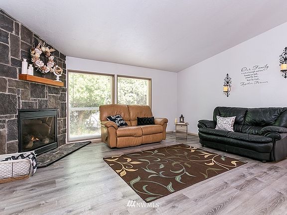 Closeup of great room