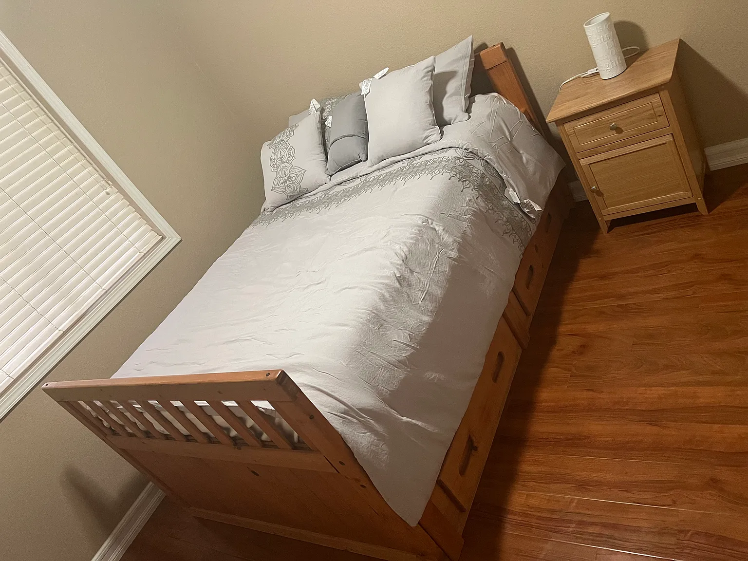 1 bed, 400 sqft, $1,800 — Photo 2