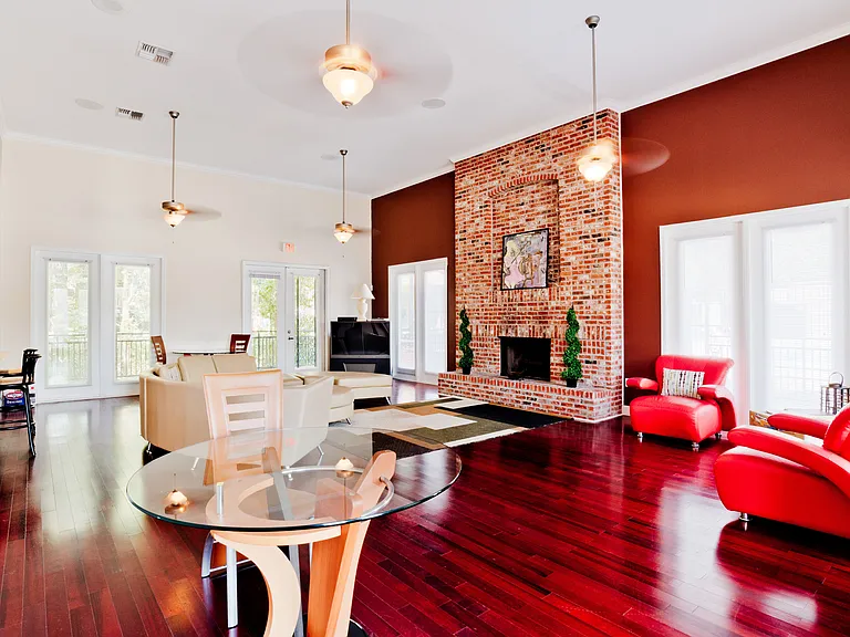 Royal Gulf Apartment Homes — Photo 8