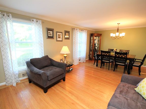 5th image of 617 Bending Bough Dr
