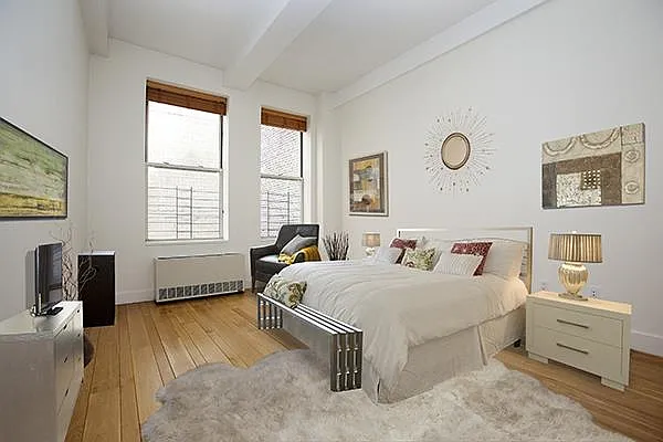 Rented by R New York | media 15