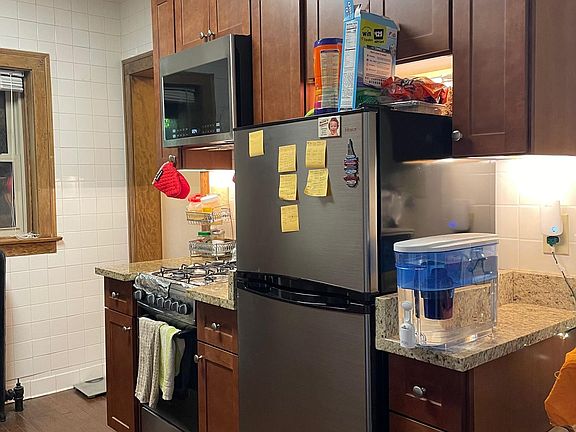 3rd image of 2348 N Cambridge Ave #130