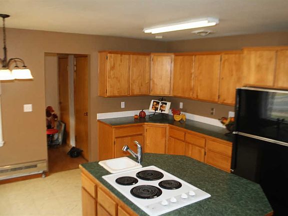 4th image of 3011 W Northwest Blvd