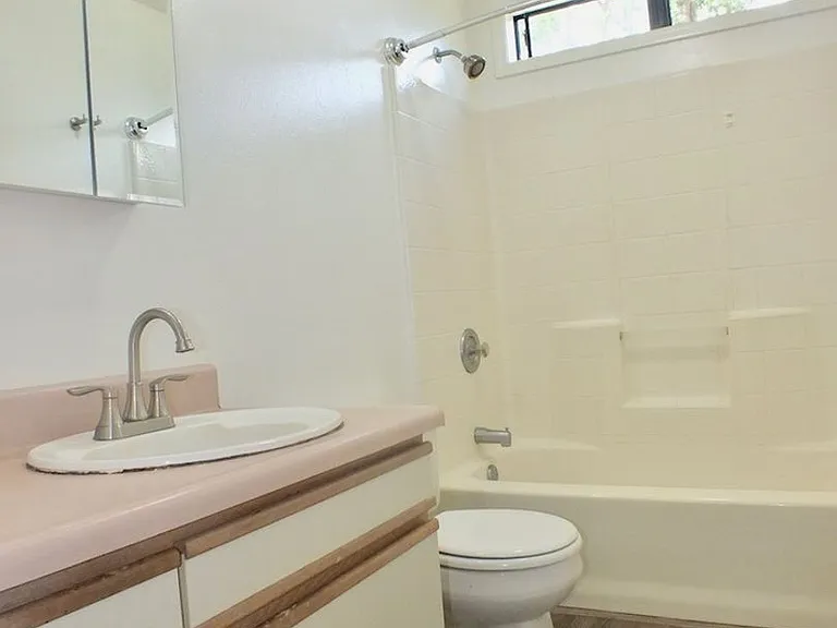 7166 Aina Pono St — Photo 6