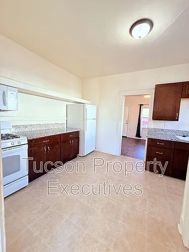 724 E Drachman St Photo 1