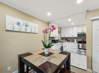 888 Golden Saratoga-Cupertino Apartment Homes, San Jose, CA 95129